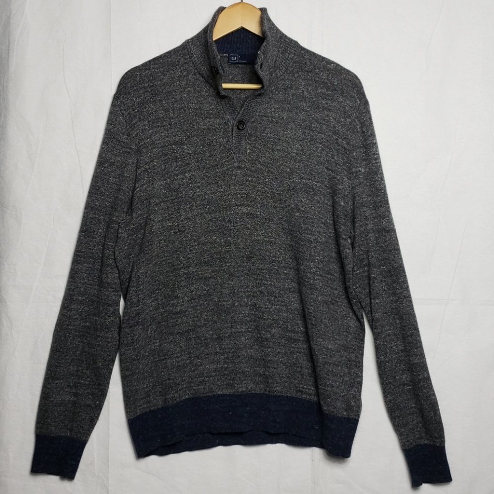 Gap Mens Button Collar Sweater